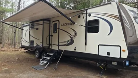 Luxury Lite Trailer — image 1 of 12