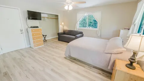 Bunkhouse Studio — image 2 of 6