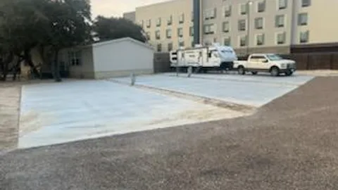 Large Back-In RV Site — image 4 of 4