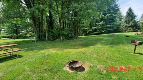 Water/Electric RV Site — image 1 of 4