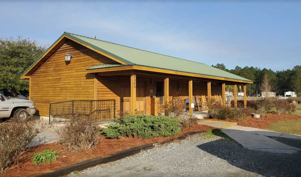 Cain's Creekside RV Park - Photo 4