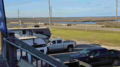 Full Hook-Up RV Site — image 2 of 7