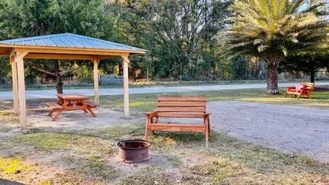 30/50 Full Hookup Back-in SS RV Site — image 1 of 2