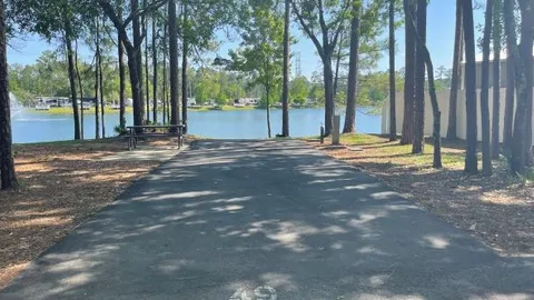 Lakefront Full Hookup RV Site — image 2 of 3