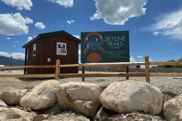 Skyline Trails RV Park – photo 1