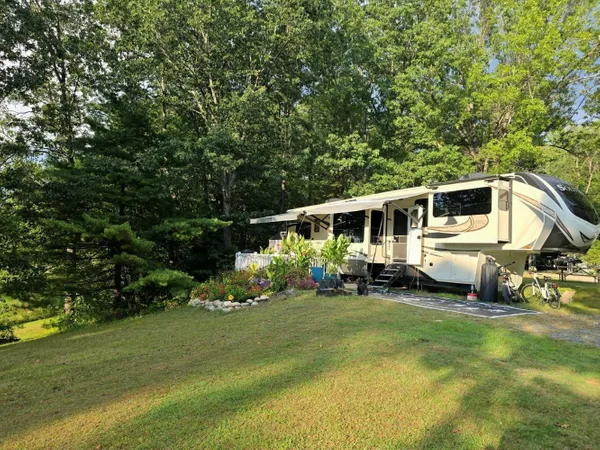 Southwick Acres Campground, Southwick, Massachusetts campground