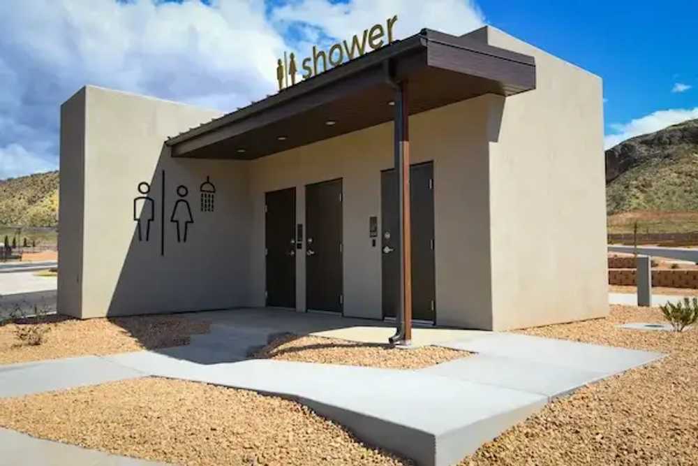 Gateway Luxury RV Resort & Casitas, La Verkin, Utah - Photo 2