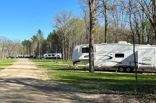 In The Woods Campground – photo 2