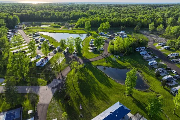 Hidden Ponds RV Resort – photo 1