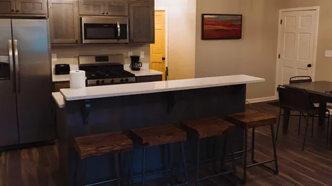 Cherry Mountain Cabin — image 2 of 8