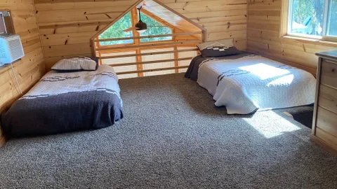 Deluxe Cabin — image 14 of 14