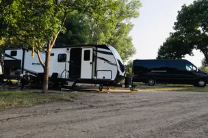 New Frontier Campground and RV Park – photo 2