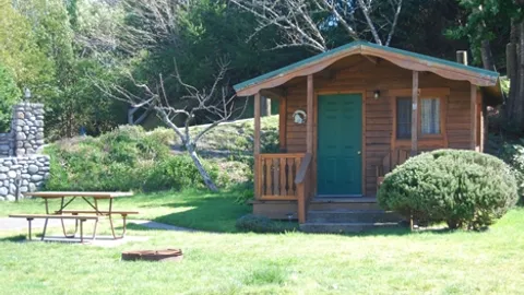 1 Room Cabin — image 1 of 9
