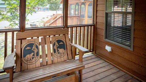 Bear-Themed Cottage — image 2 of 18