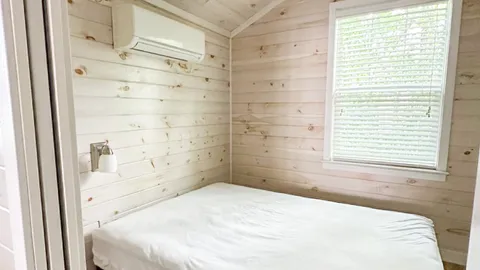 Bear Camp Cottage -Accessible — image 2 of 7