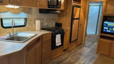 Rental Camper with slide out — image 2 of 7