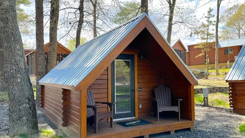 Bear Cub Glamping Pod — image 1 of 4