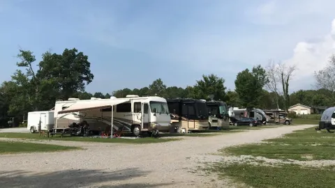 Pull-Through 30/50 Amp Full Hookup RV Site — image 4 of 4