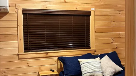 Lakehouse Resort Big Buck Lodge Rancher  5 w/Loft — image 2 of 23