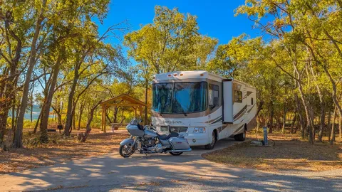 Gold RV — image 1 of 1