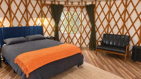 Yurt Y5 - The Observatory | Lava Rim Deck Views | Queen Bed | Sleeps 2 — image 1 of 18