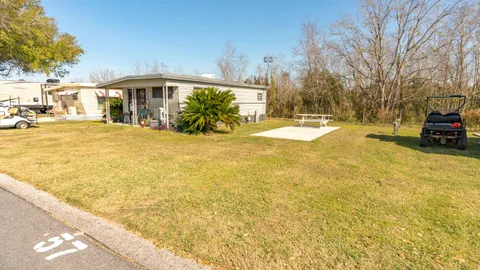 Standard Full Hookup RV Site — image 1 of 2