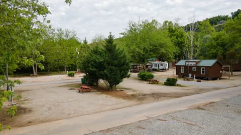 Full Hookup Super Large RV Site - EXTRA PARKING — image 2 of 3