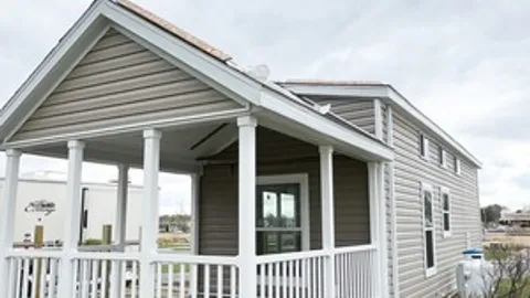 Parkview Cottage - St. Helena (4 Person) — image 1 of 13