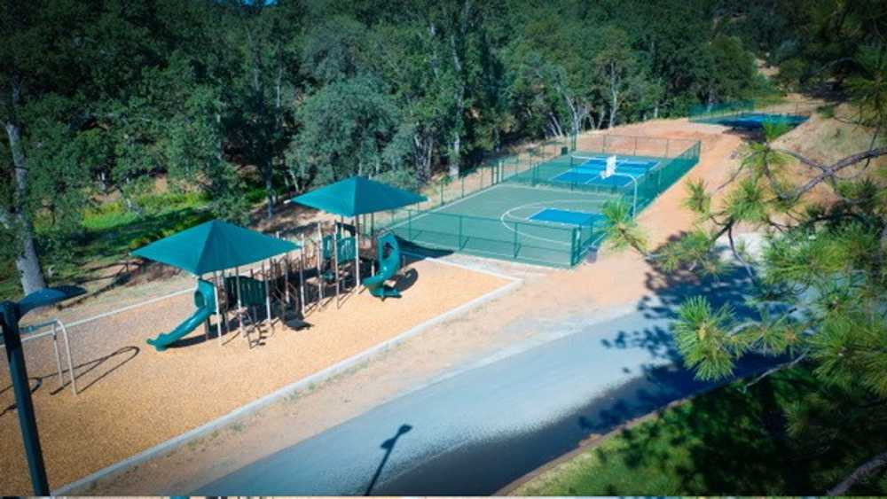 RV Park at Black Oak Casino, Tuolumne, California - Photo 2