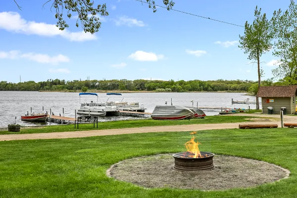 Swan Lake Resort & Campground – photo 1