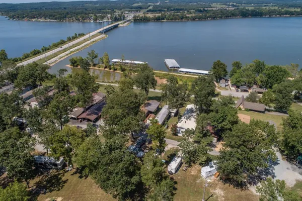 Lakewood Village Resort, Grove, Oklahoma (Age Restricted 55+) – photo 1