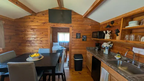 Shenandoah 3 (sleeps 5-6) — image 2 of 2