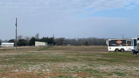 Ultra Motorhome Pull-Through Site — image 4 of 4