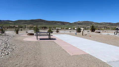 Deluxe RV Site Full Hookup 30/50 Back In — image 3 of 3