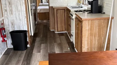 Poplar Point: Sleeps 6 Camper Retreat — Bright Florida Room & Steps to the Fun — image 2 of 7
