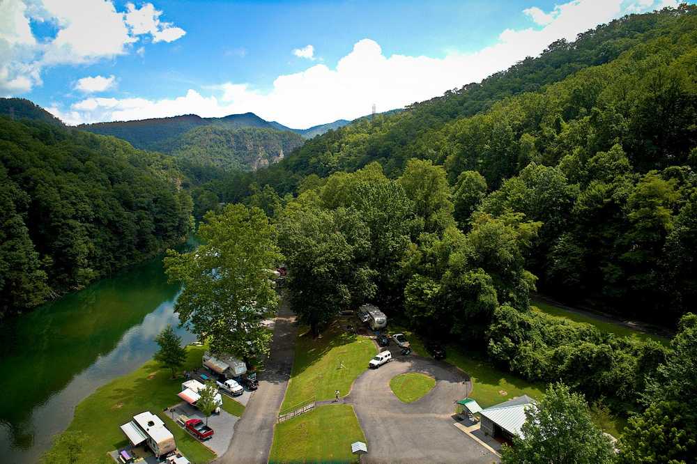 Watauga Dam Campground - Photo 2
