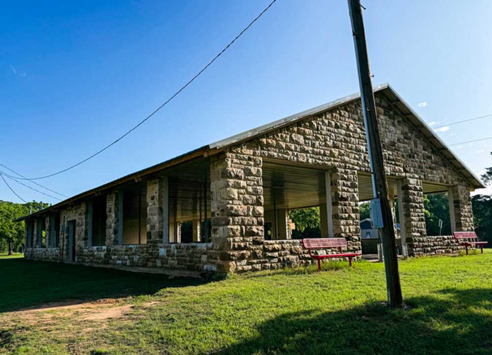Duncan Lake, Marlow, Oklahoma - Photo 4