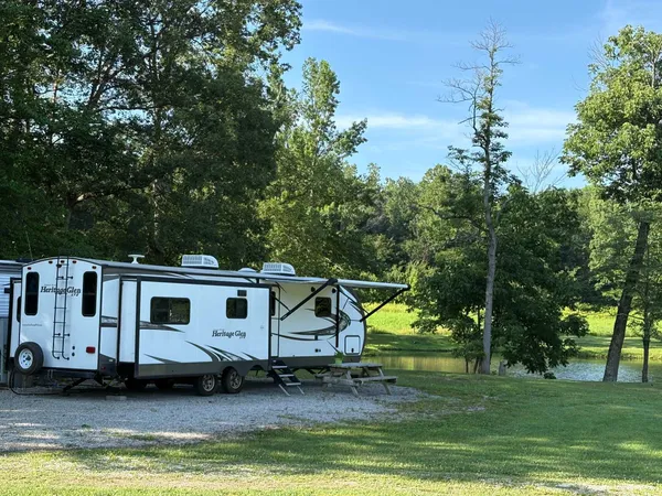 Woods-N-Waters Kampground, Columbus, Indiana campground