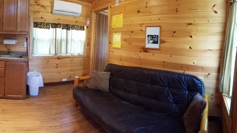 DELUXE CABIN WEST LAKE — image 2 of 3