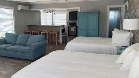 Two Queen Spacious Family Suite with Full Kitchen Sleeps 6 — image 2 of 2