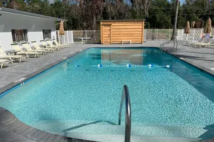 Cherry Blossom RV Resort – photo 4