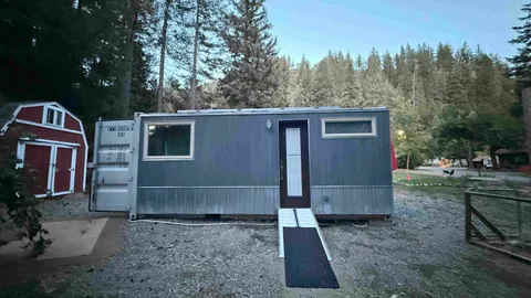The Den cabin — image 2 of 17