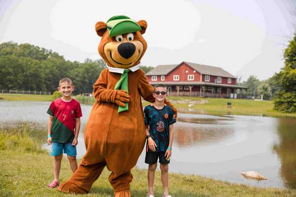 YOGI BEAR™ BIRTHDAY BASH WEEKEND