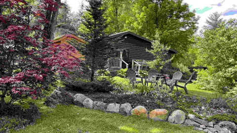 Roger Rock East Cabin — image 1 of 7