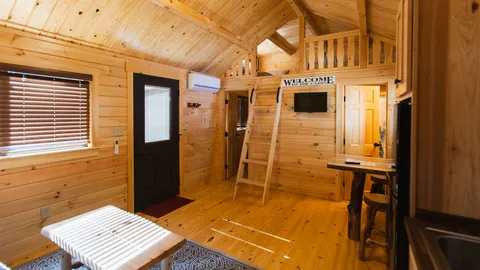 Beach Carter Cabin — image 2 of 8