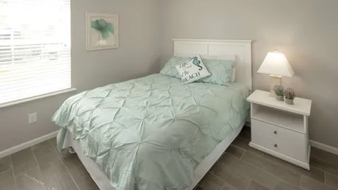 Bayside Rental — image 2 of 9