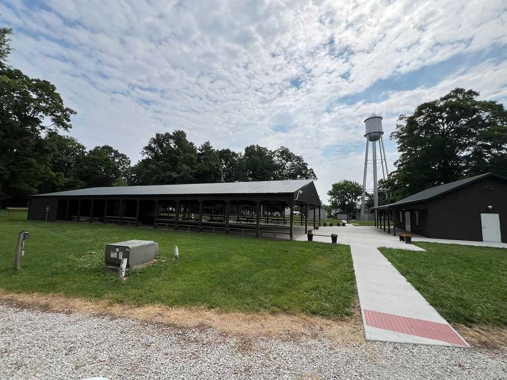Merom Bluff Camping, Merom, Indiana - Photo 5