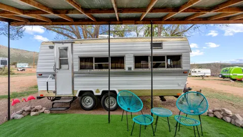 Golden Girls - Vintage Trailer — image 2 of 26