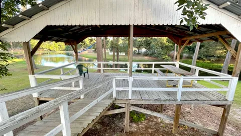 Cabin 07 — image 2 of 16