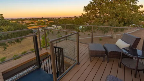 Tuscany 1 Bedroom with Deck — image 10 of 10